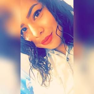 Meet your Posher, Monica